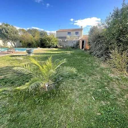 Avec Piscine, Climatisation Et Independant Villa *