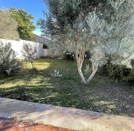 Villa Avec Piscine, Climatisation Et Independant